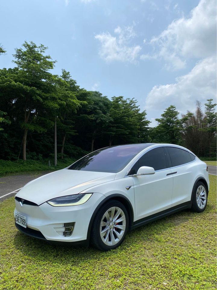 2019 #特斯拉 Model X P100D 七人座