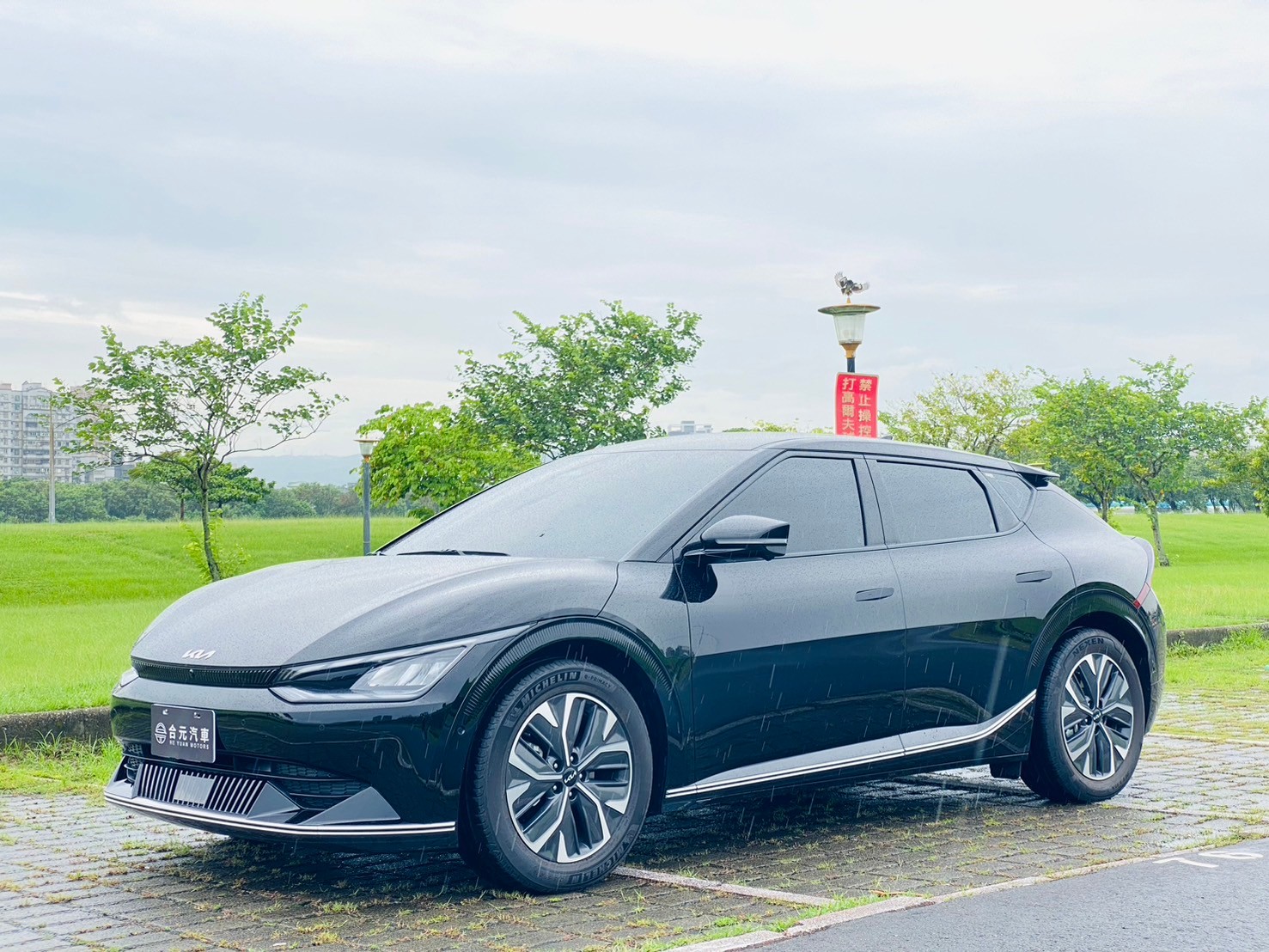 2022 KIA EV6 Air 增程版